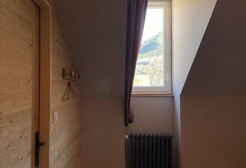 舒适三人间, Oberland