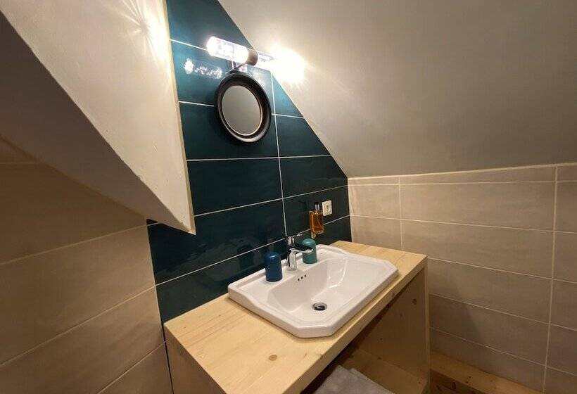 高级单人间, Oberland