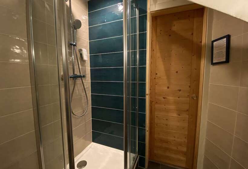 高级单人间, Oberland