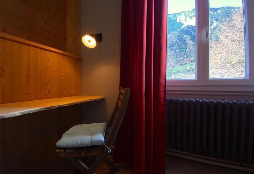 高级单人间, Oberland