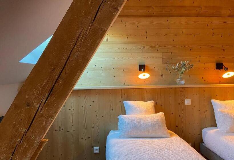 舒适三人间, Oberland