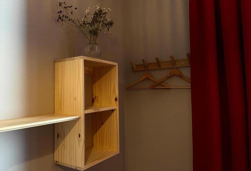 高级单人间, Oberland