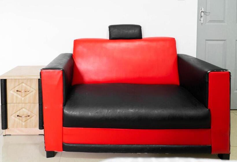 סוויטה משפחתית, Albrine Lodge