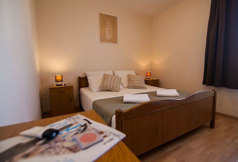 آپارتمان کلاسیک 1 خوابه, Villa Dzamonja