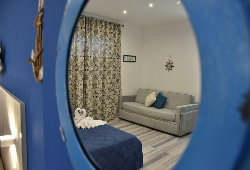 标准三人间, B&b Marina Blu