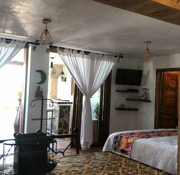 Люкс с Бассейном, Casa Miura Hotel Boutique