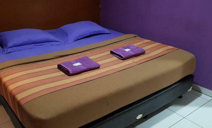 חדר דלוקס, Dequr Jakarta Kota