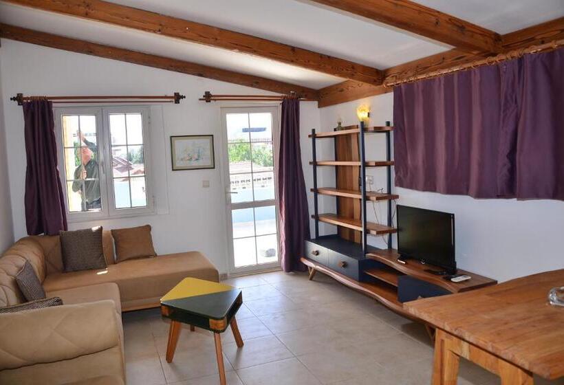 ２ベッドスイートルーム, Aquarius