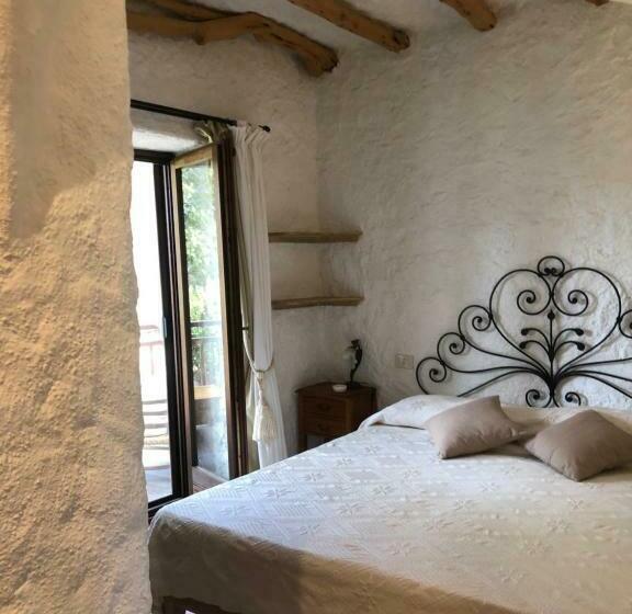 Quarto Estandar com Sacada, B&b Villa Aurora