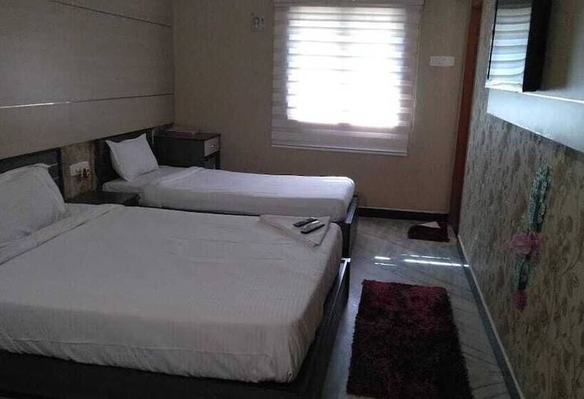اتاق خانوادگی, Vaani Villa By Royal Stay