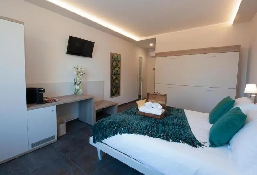Deluxe-perhehuone, Brichett Deluxe Rooms
