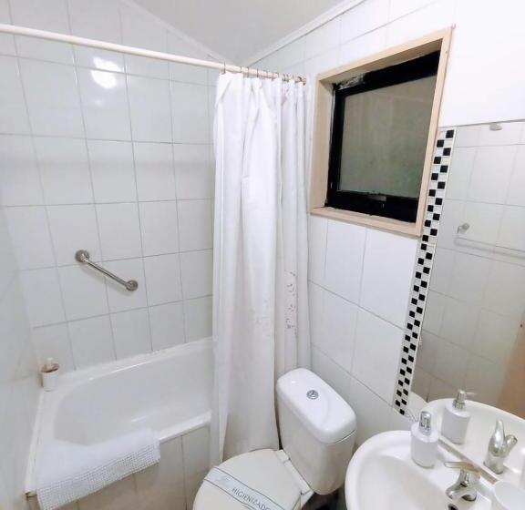 Номер Deluxe, Hostal Alcala