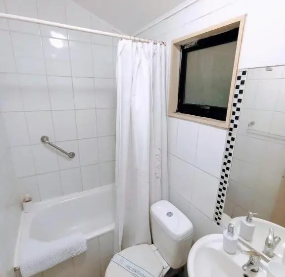 اتاق لوکس, Hostal Alcala