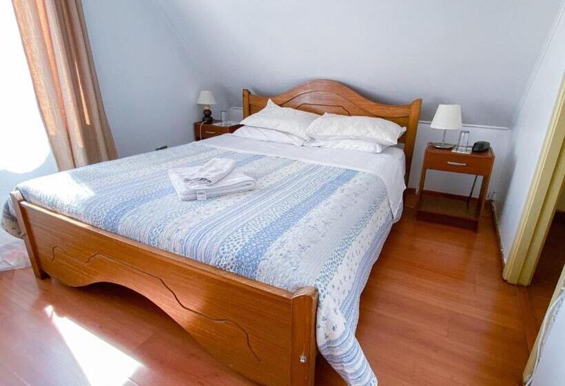 Номер Deluxe, Hostal Alcala