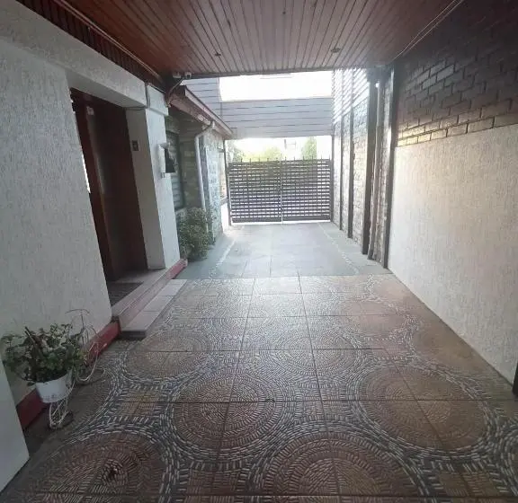 اتاق استاندارد سه نفره, Hostal Alcala
