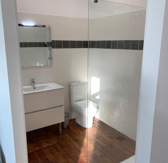 غرفة ديلوكس مزودة بشرفة, Maison Graciateguy