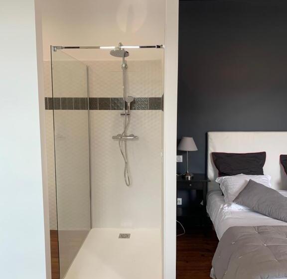 غرفة ديلوكس مزودة بشرفة, Maison Graciateguy