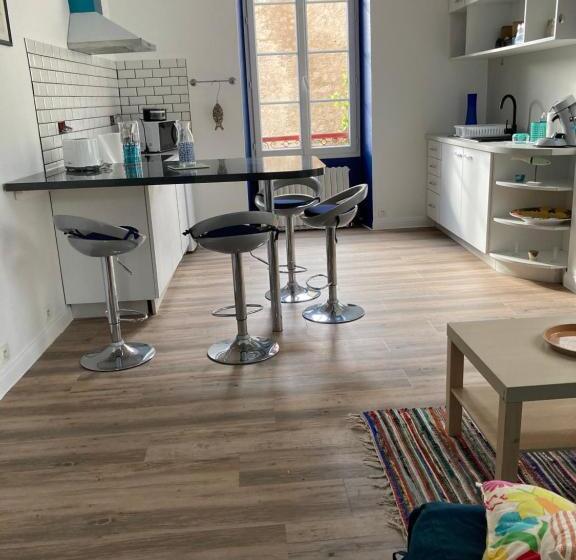 شقة غرفة واحدة مزودة بتراس, Maison Graciateguy