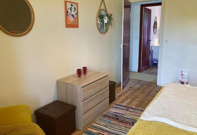 شقة غرفتين, Maison Graciateguy