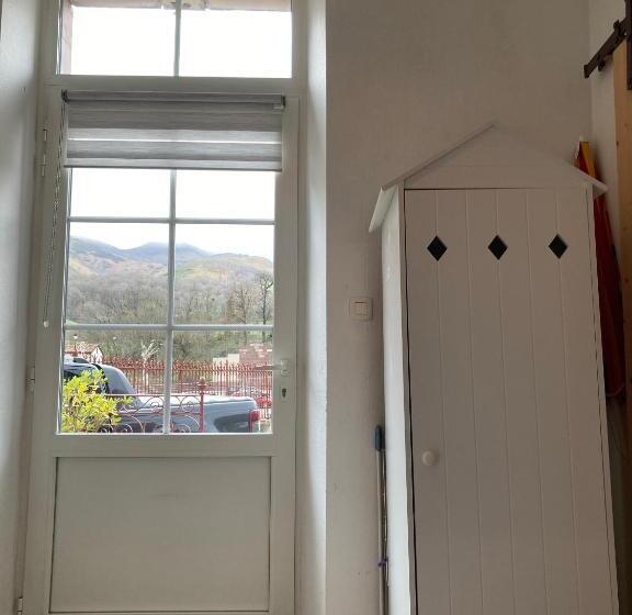 شقة غرفة واحدة مزودة بتراس, Maison Graciateguy