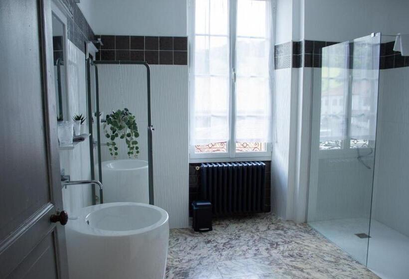 جناح غرفتين نوم, Maison Graciateguy