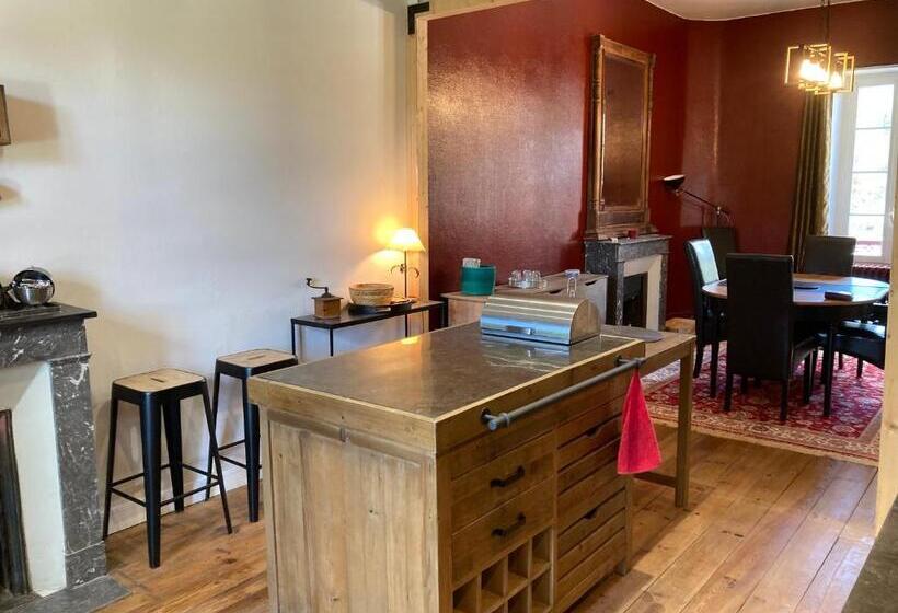 شقة غرفتين, Maison Graciateguy