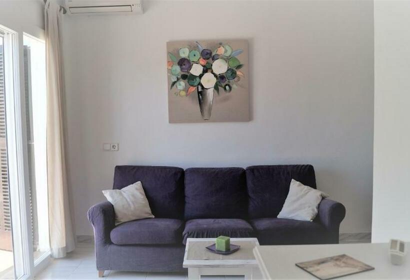 Havuz Manzaralı 1 Yatak Odalı Daire, Bungalow Playa D Or, 2