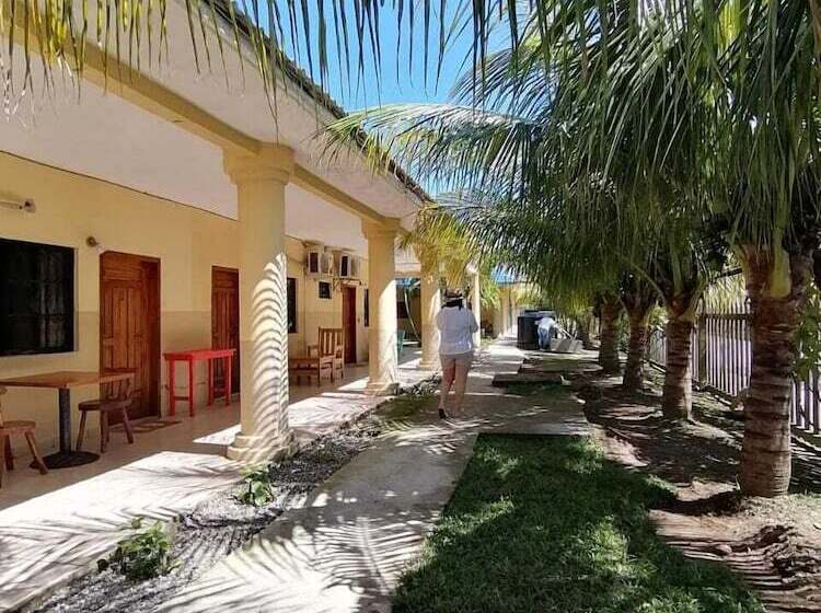 سوییت خانوادگی, Viña Del Mar Omoa