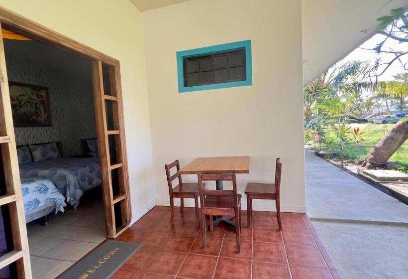 اتاق استاندارد سه نفره, Viña Del Mar Omoa