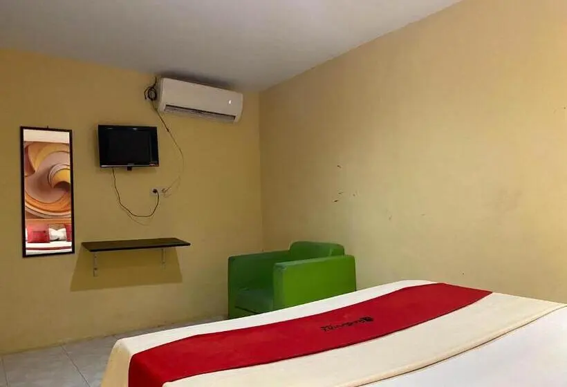 エコノミールーム, Reddoorz Near Gedung Kesenian Palopo