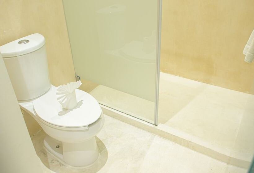 四人豪华间, Moonshine Tulum Hotel & Hostel