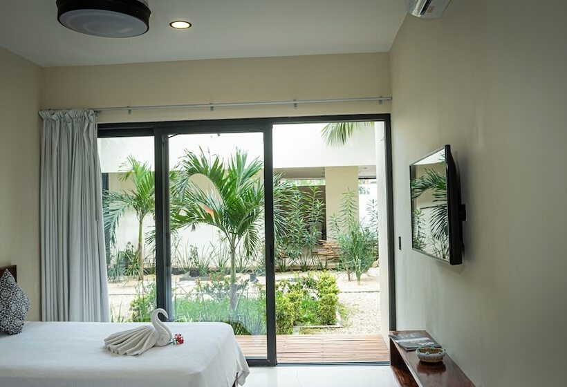 四人豪华间, Moonshine Tulum Hotel & Hostel