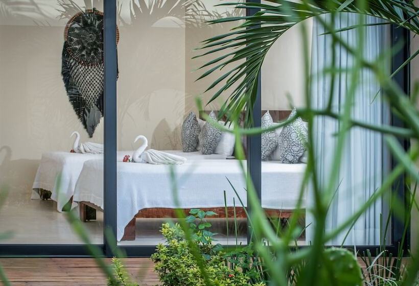 デラックスの４人部屋, Moonshine Tulum Hotel & Hostel