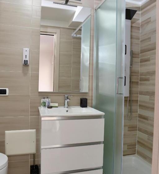 חדר סטנדרט לשלושה עם טרסה, Bellavista Formia