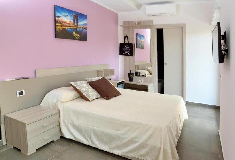 חדר סטנדרט לשלושה עם טרסה, Bellavista Formia