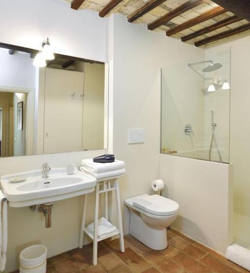 패밀리 룸, Montauto Suites