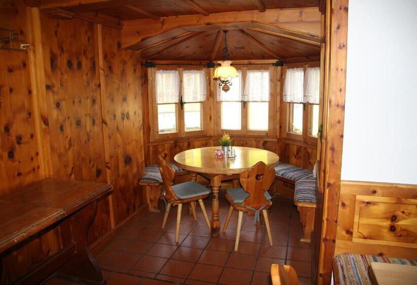 침실 1개 발코니 아파트, Gulewicz Apartments