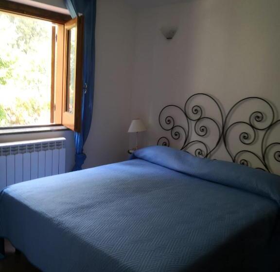 اتاق استاندارد با تخت بزرگ, Il Carrubo B&b