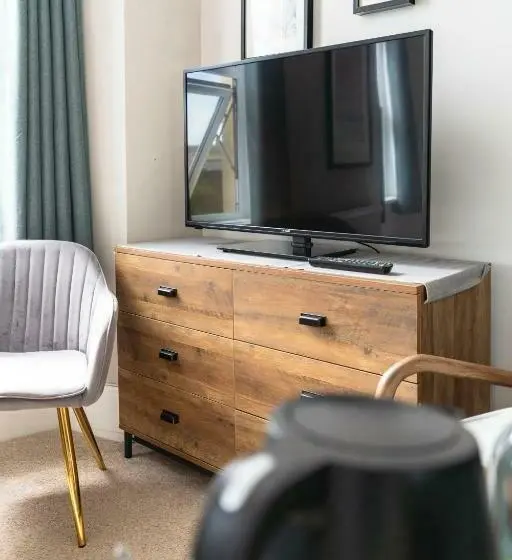 اتاق لوکس با چشم‌انداز باغ, Sleepy Puffin Guest House
