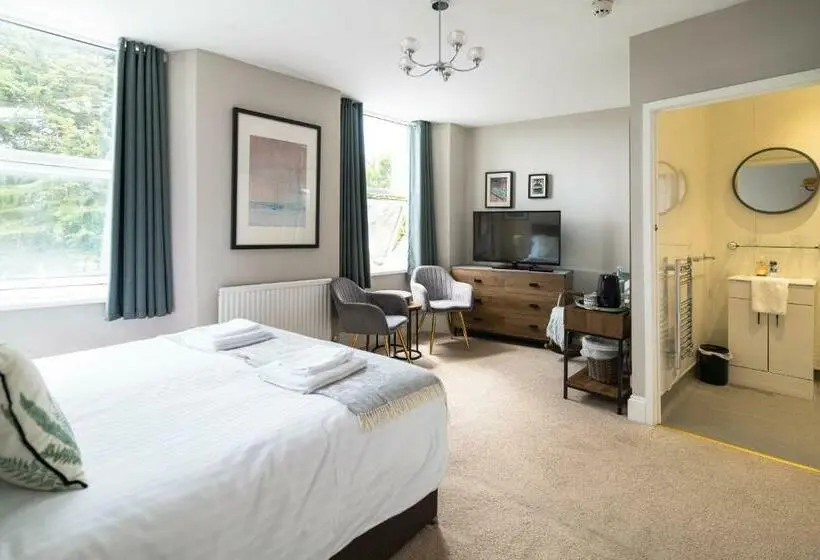 اتاق لوکس با چشم‌انداز باغ, Sleepy Puffin Guest House