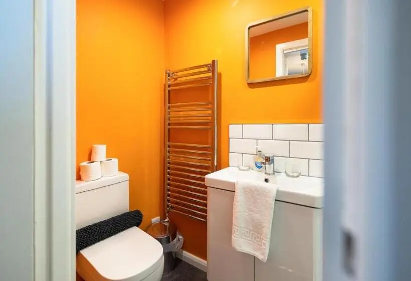 اتاق استاندارد, Sleepy Puffin Guest House