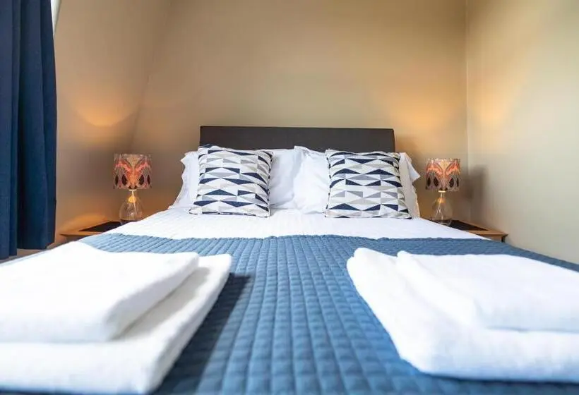 اتاق لوکس, Sleepy Puffin Guest House