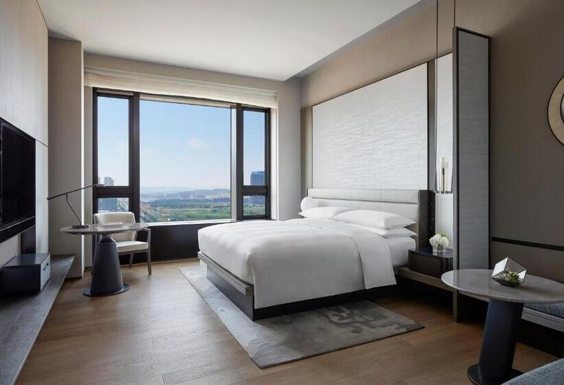 キングサイズベッドのエクゼクティブルーム, Wuhan Marriott Hotel Optics Valley