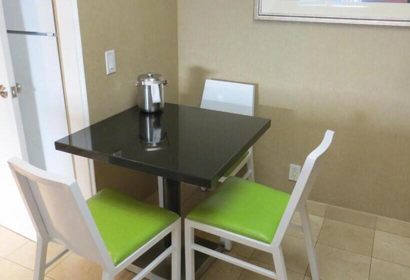 Студио Стандарт Кровать Кинг, 7 Springs Inn & Suites