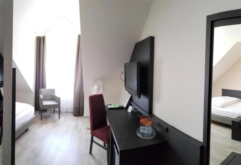 Quarto Estandar, Astralis Hotel Domizil