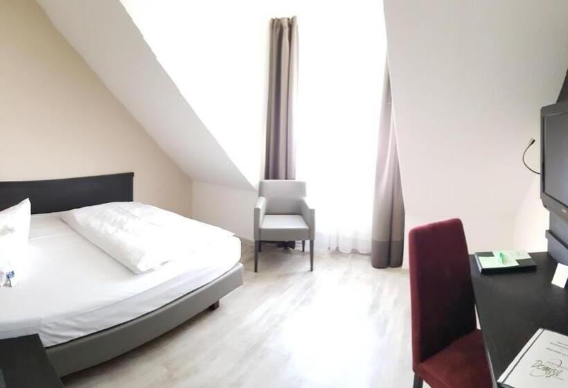 Quarto Estandar, Astralis Hotel Domizil
