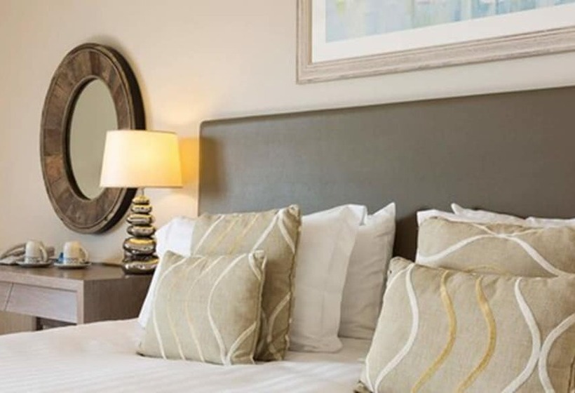 اتاق سوپریور خانوادگی با چشم‌انداز دریا, Golden Sands