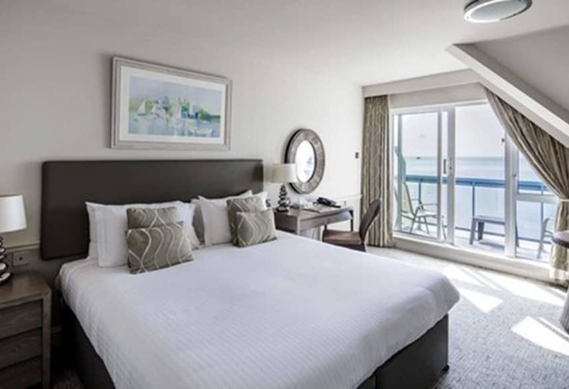 اتاق سوپریور خانوادگی با چشم‌انداز دریا, Golden Sands