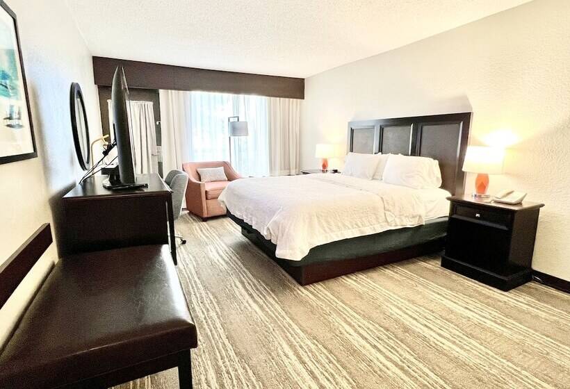 Стандартный Номер Кровать Кинг, Hampton Inn Ft. Walton Beach