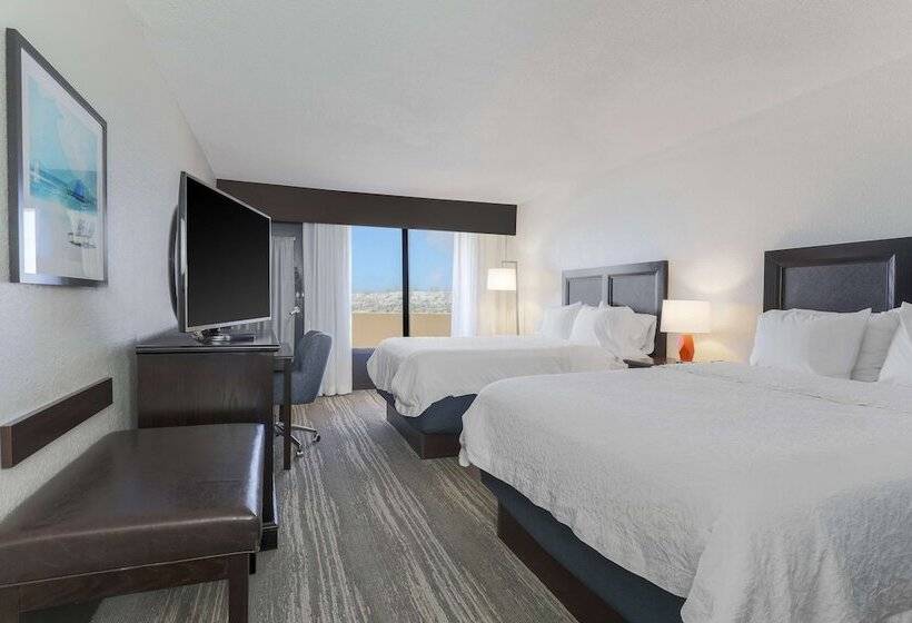 غرفه قياسيه سريرين مزدوجين, Hampton Inn Ft. Walton Beach